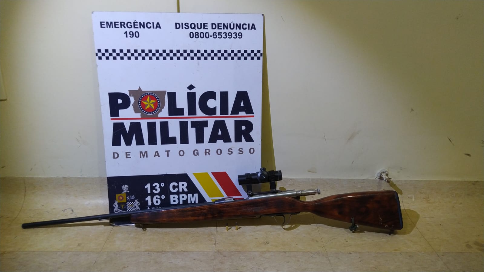 PM localiza espingarda com motorista na MT-240