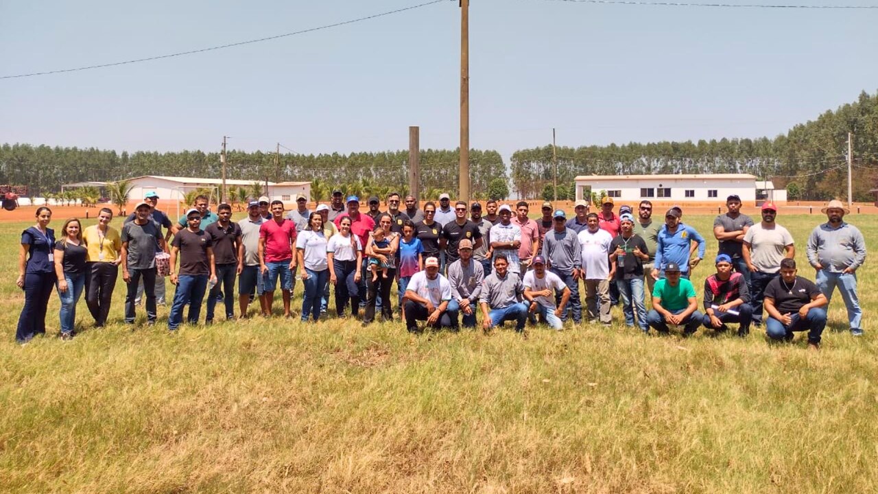 Enfermeiras levam serviços de Saúde até trabalhadores de fazenda local
