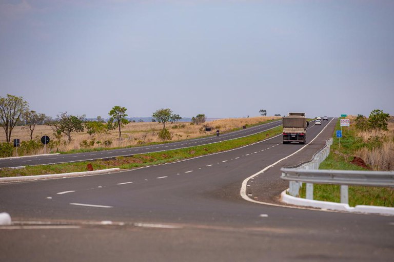 Investimentos na BR-158 em Goiás beneficiam o Araguaia