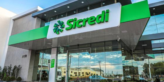 Sicredi abre processo seletivo com quase 1000 vagas disponíveis.