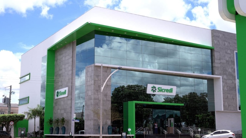 Sicredi lança novo posicionamento de marca em campanha nacional