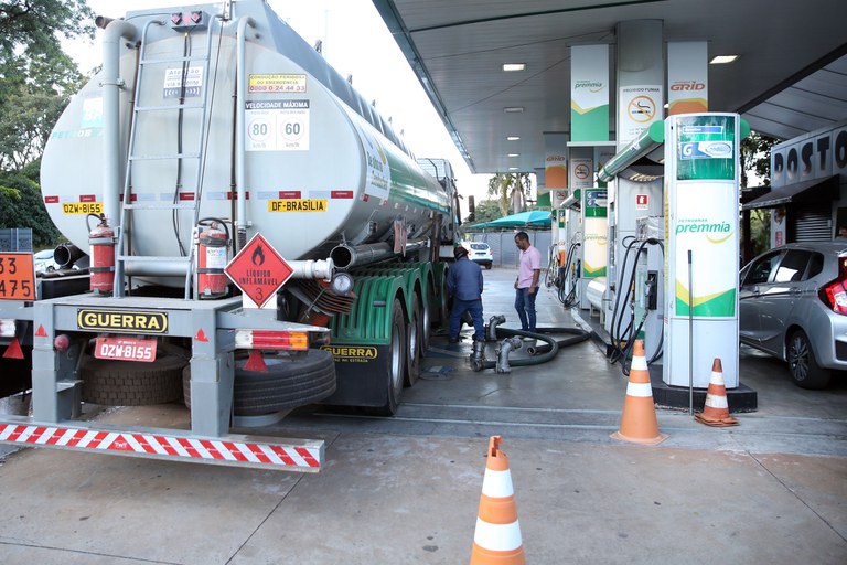 Com menos de 15 dias para o fim do prazo, apenas 7% dos motoristas regularizaram exame toxicológico