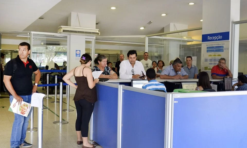 Foto: Valter Campanato/Agência Brasil Por menos filas, INSS autoriza volta ao trabalho sem perícia médica