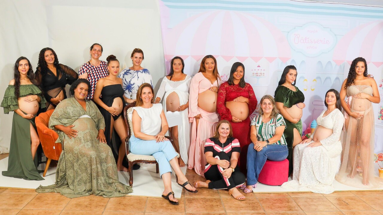 Gestantes participam de aulas de ginástica