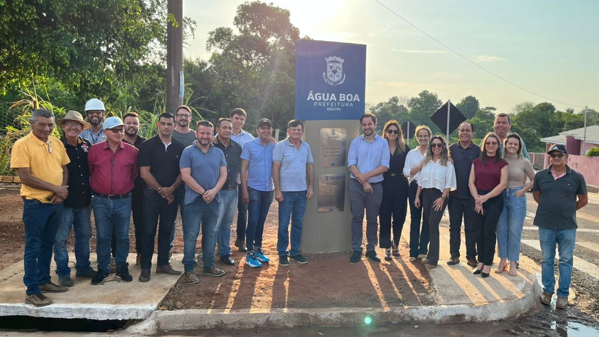 Prefeitura entrega obra da Rua 2 que interliga bairros Operário e Vila Nova