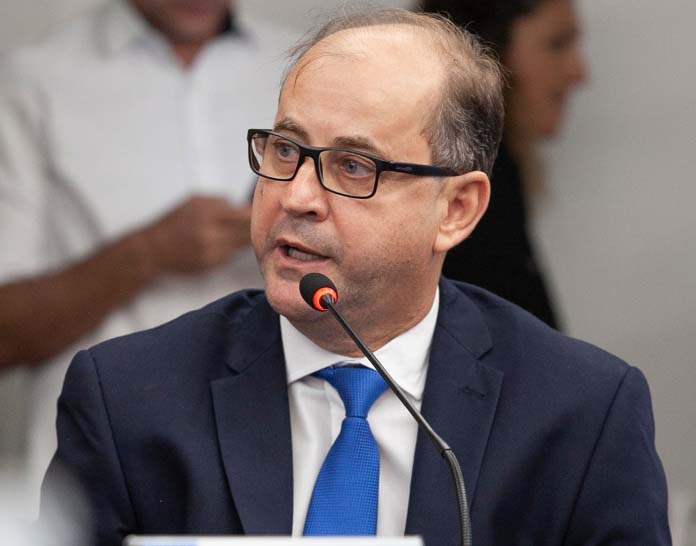 Projeto do Dr. Eugênio inclui programas para valorizar mulheres catadoras e recicladoras de resíduos sólidos