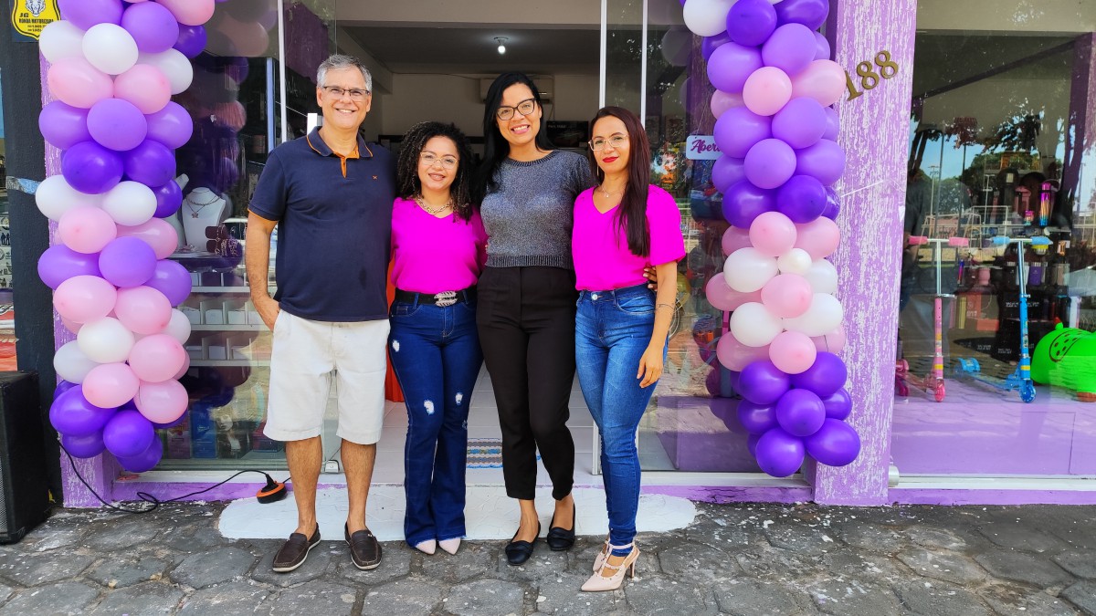 Sala do Empreendedor participa de inauguração de comércio que utilizou o Programa Microcrédito Juro Zero