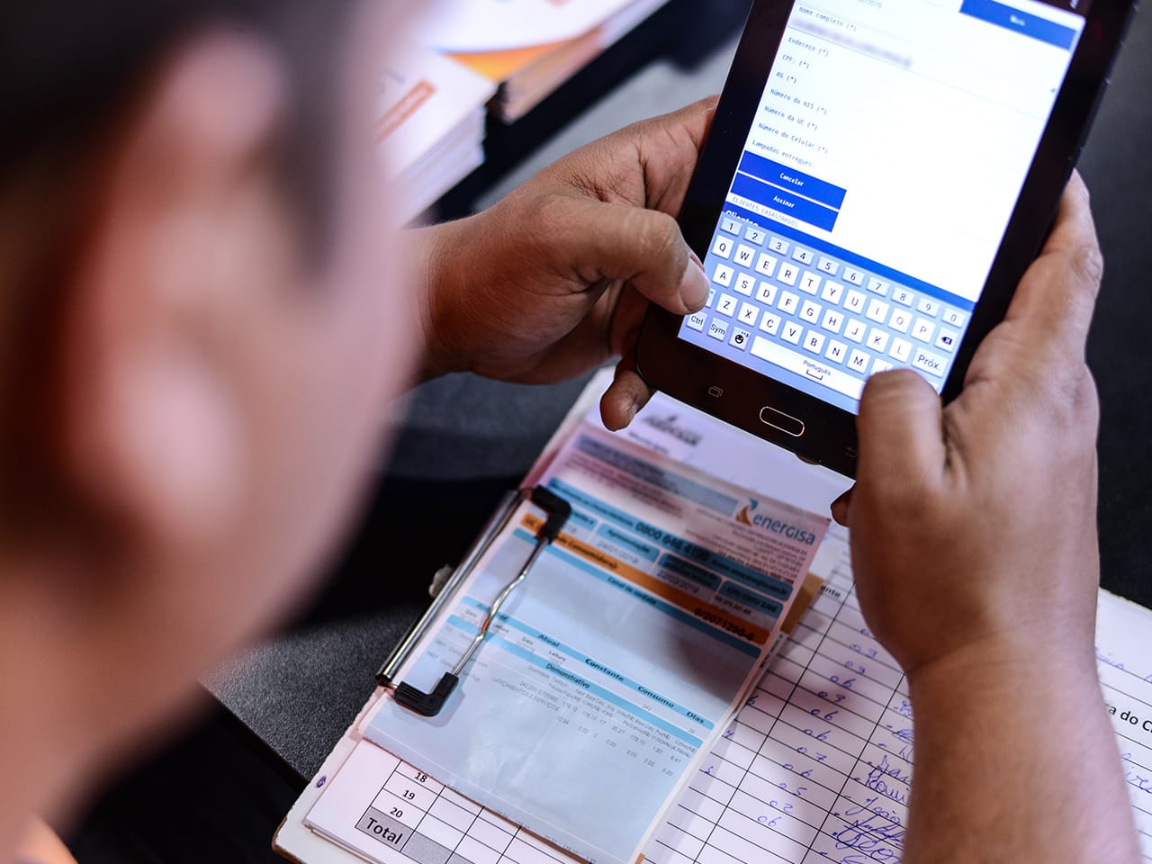 Mais de 174 mil famílias têm direito a descontos de até 65% na conta de energia