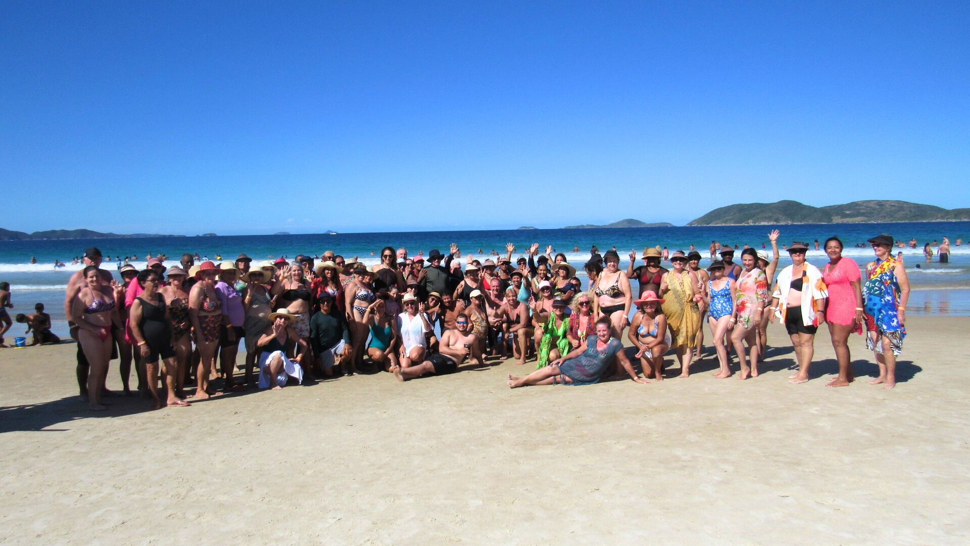 Inesquecível: o encontro da Melhor Idade de Água Boa com o mar e o Cristo Redentor