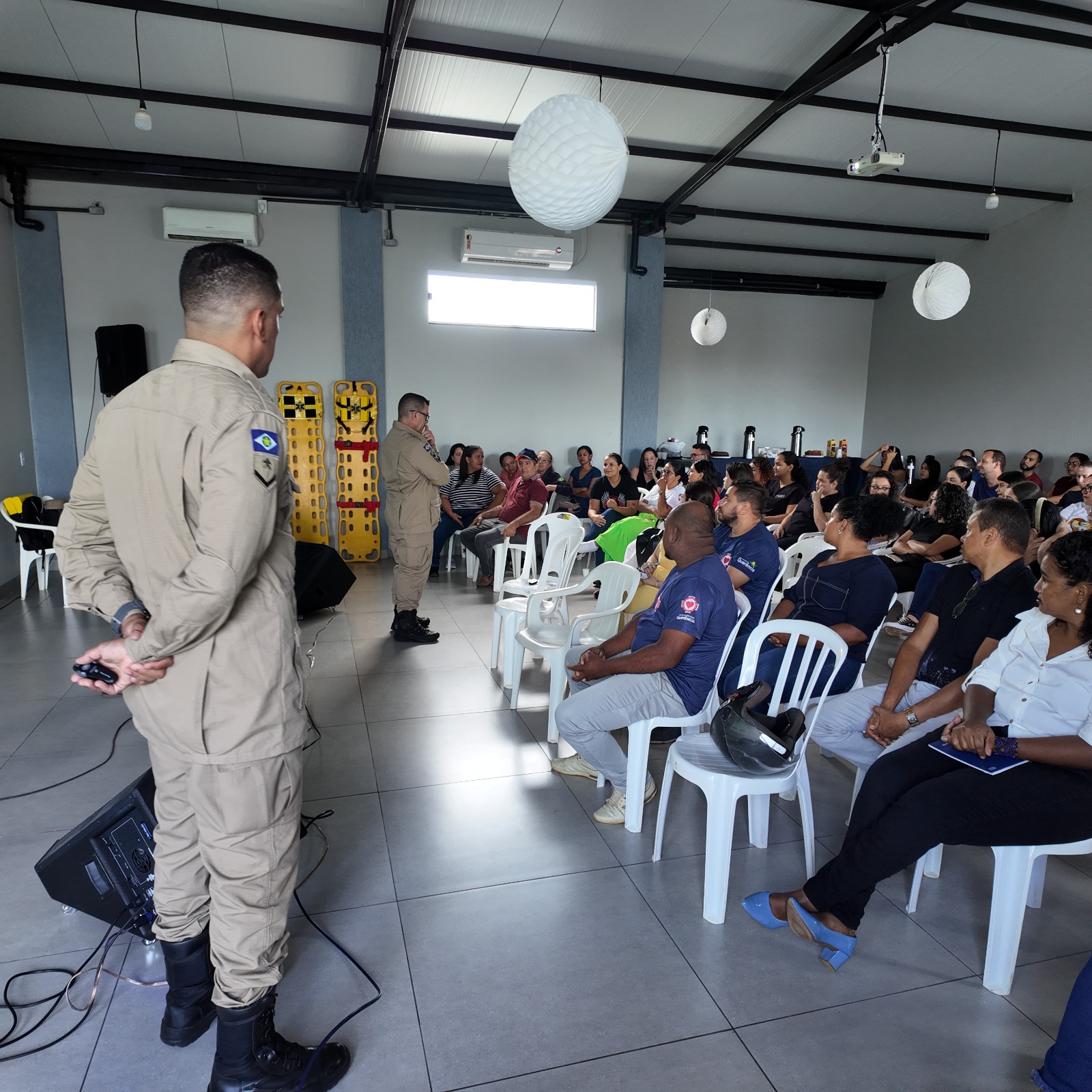 Bombeiros capacitam profissionais de Saúde em Querência para atendimento de emergência; Veja fotos e vídeo