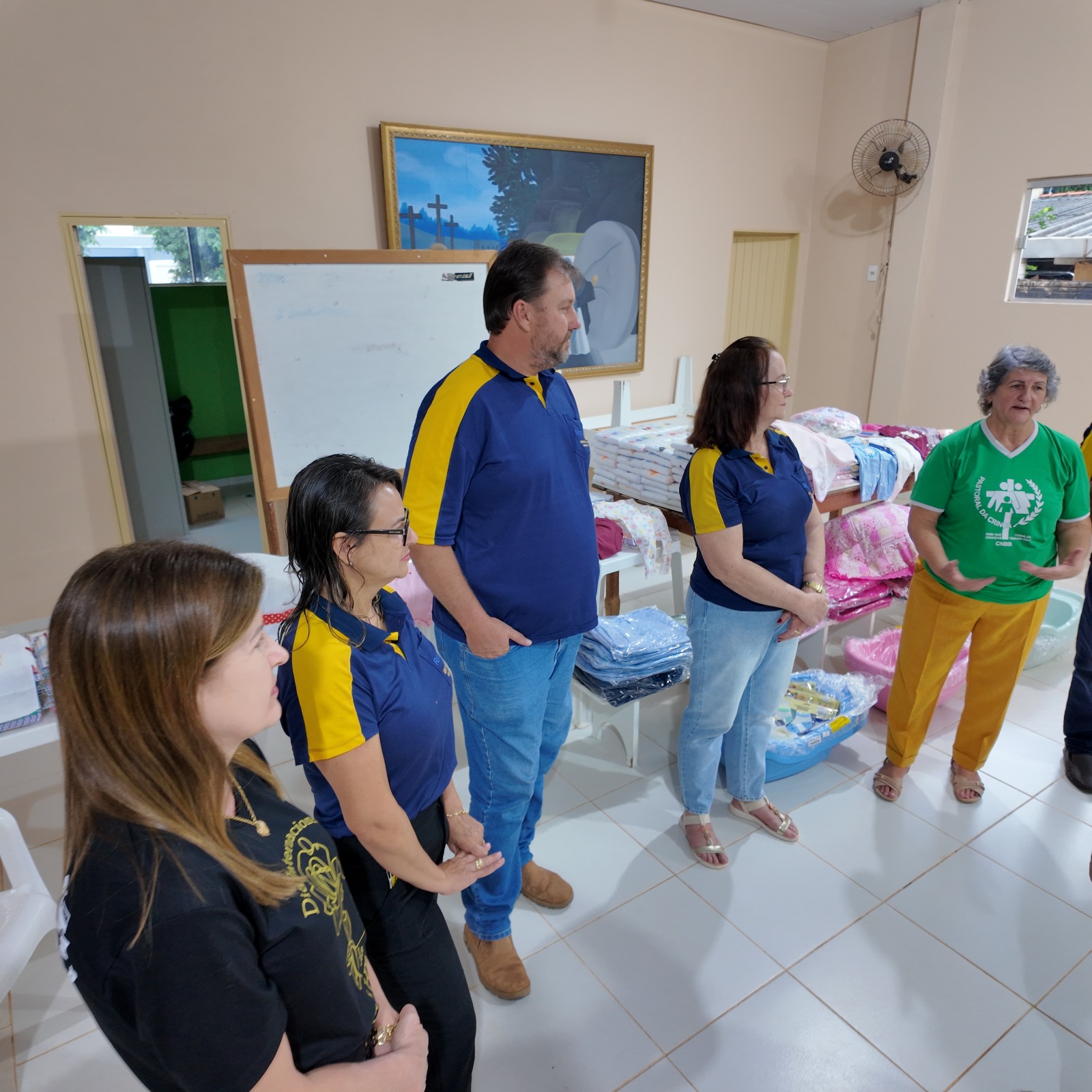 Rotary Club entrega kits de enxoval para gestantes atendidas pela Pastoral da Criança; Veja o vídeo