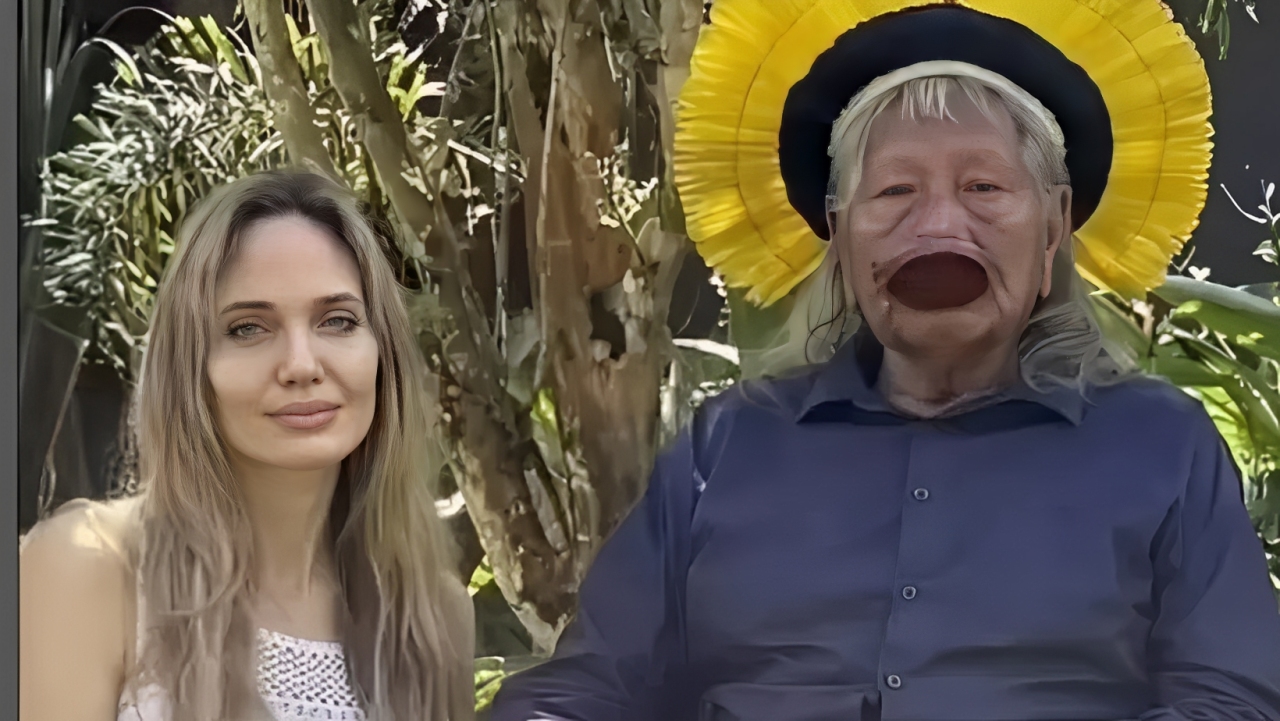 Foto Reprodução Angelina Jolie visita aldeia indígena e se encontra com cacique Raoni em Mato Grosso
