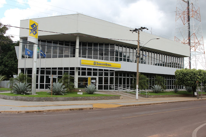 Golpe: site falso anuncia concurso do banco do Brasil e vende materiais falsificados