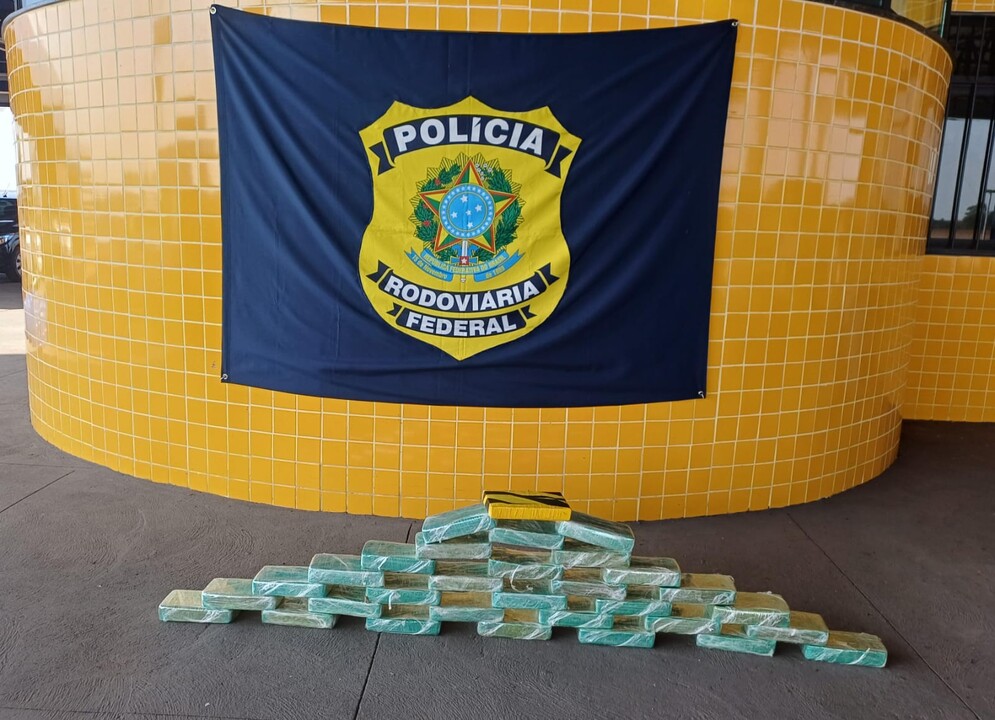 PRF apreende mais de 30 kg de cocaína na BR-070 em Barra do Garças (MT)