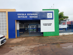Volta às aulas na Escola Estadual Getúlio Vargas