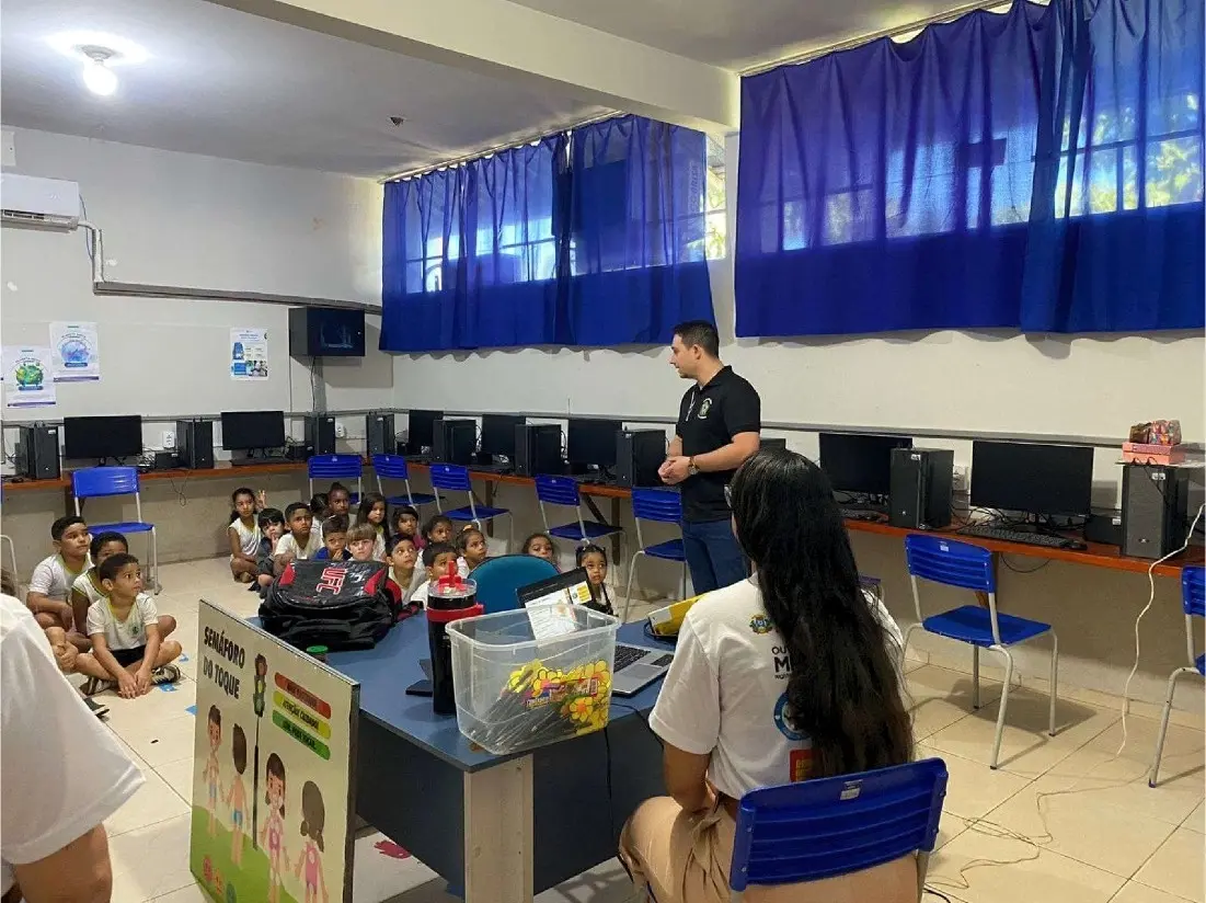Maio Laranja: Comarca realiza palestras educativas em sete escolas do município