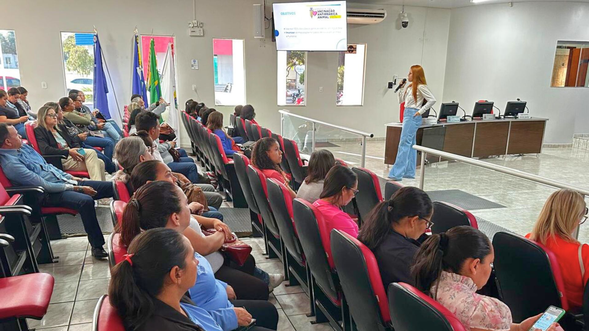 Capacitação reúne agentes de saúde e reforça combate à raiva e leishmaniose em Água Boa