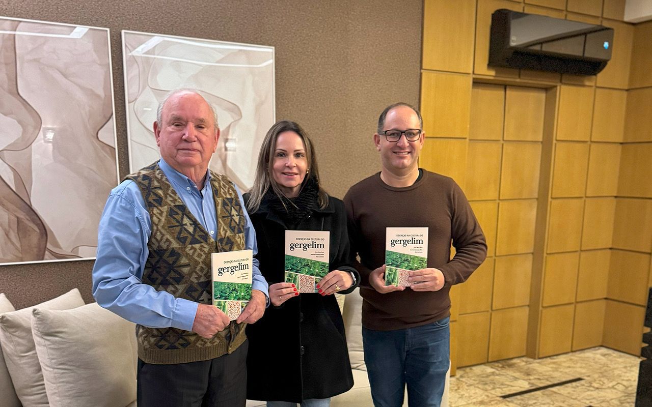 Livro "Doenças da Cultura do Gergelim" ajudará produtor com a nova cultivar