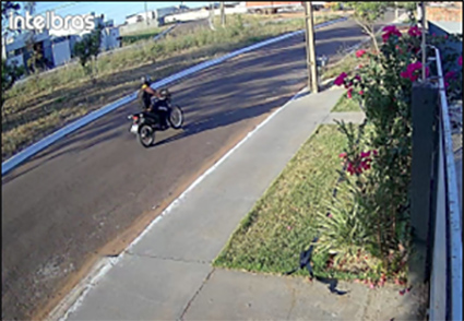 PJC investiga sujeito que empina moto na cidade