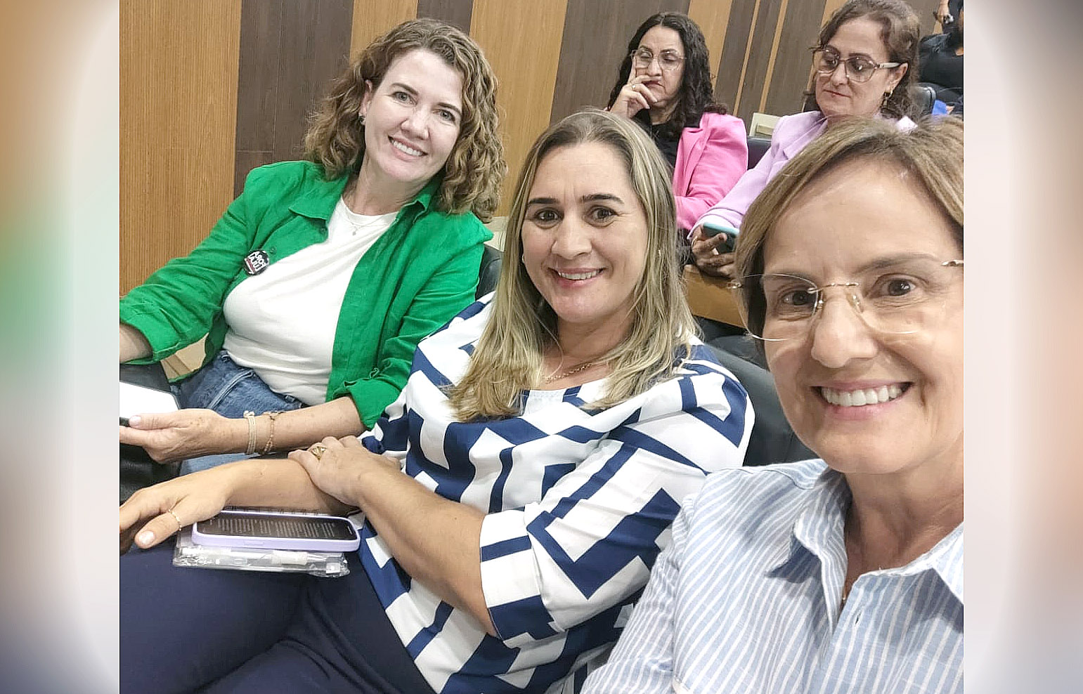 Vereadoras participam de evento da Ucmmat em comemoração ao Mês da Mulher
