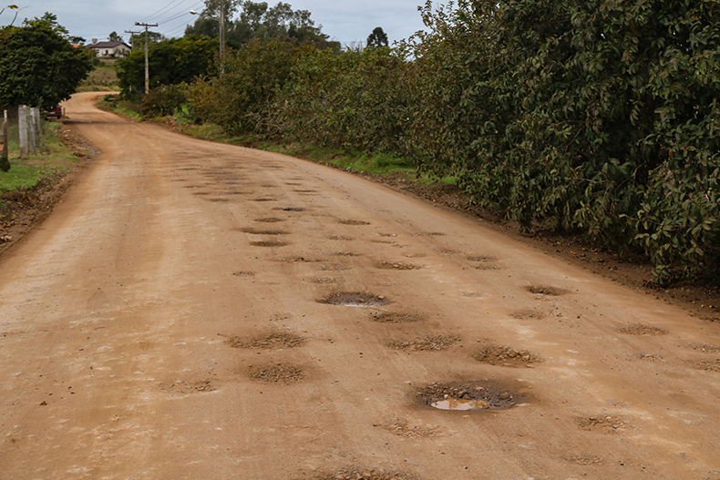 Motoristas pedem recuperação urgente da MT-326