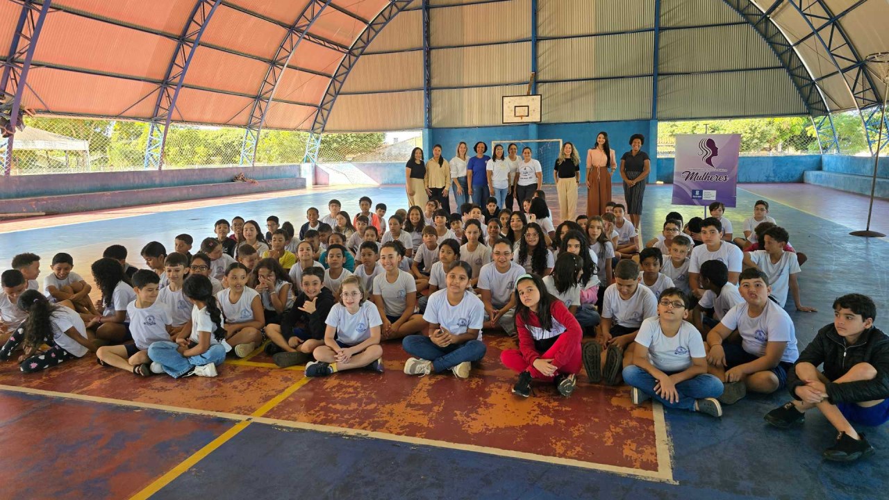 Projeto Educonect@ leva conscientização sobre violência doméstica a alunos da Escola Mun. Cecília Meireles